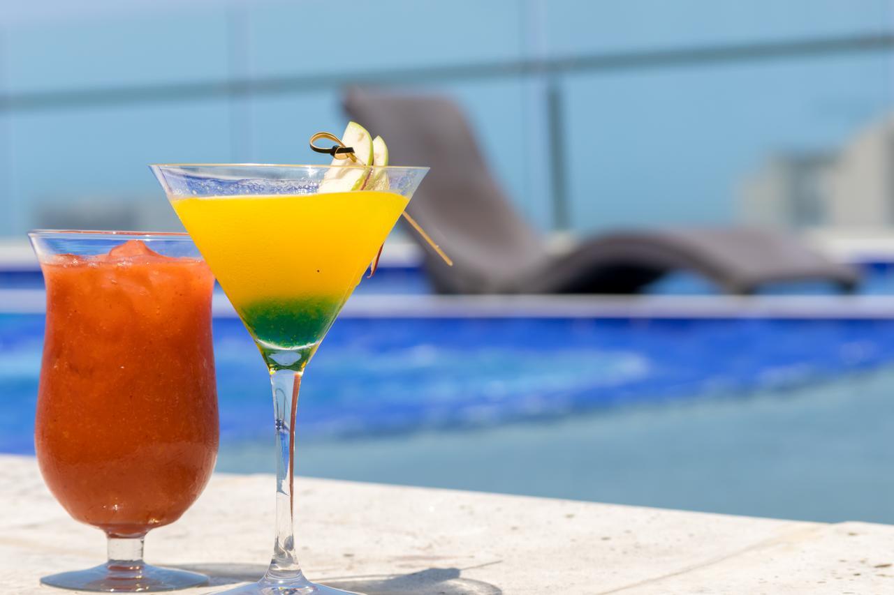 Ghl コレクション バランキージャ ホテル エクステリア 写真 A margarita cocktail