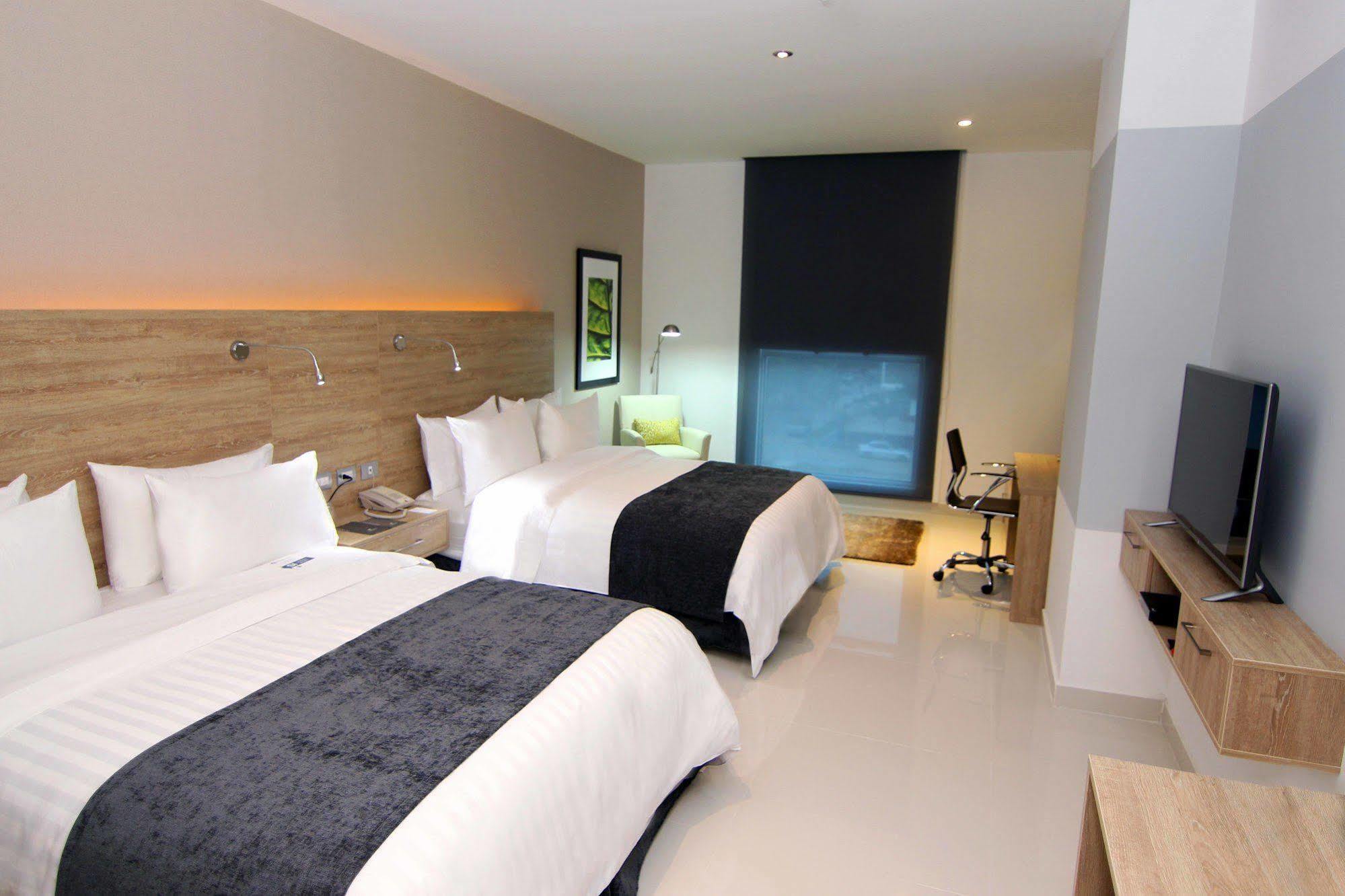 Ghl コレクション バランキージャ ホテル エクステリア 写真 A room at the hotel
