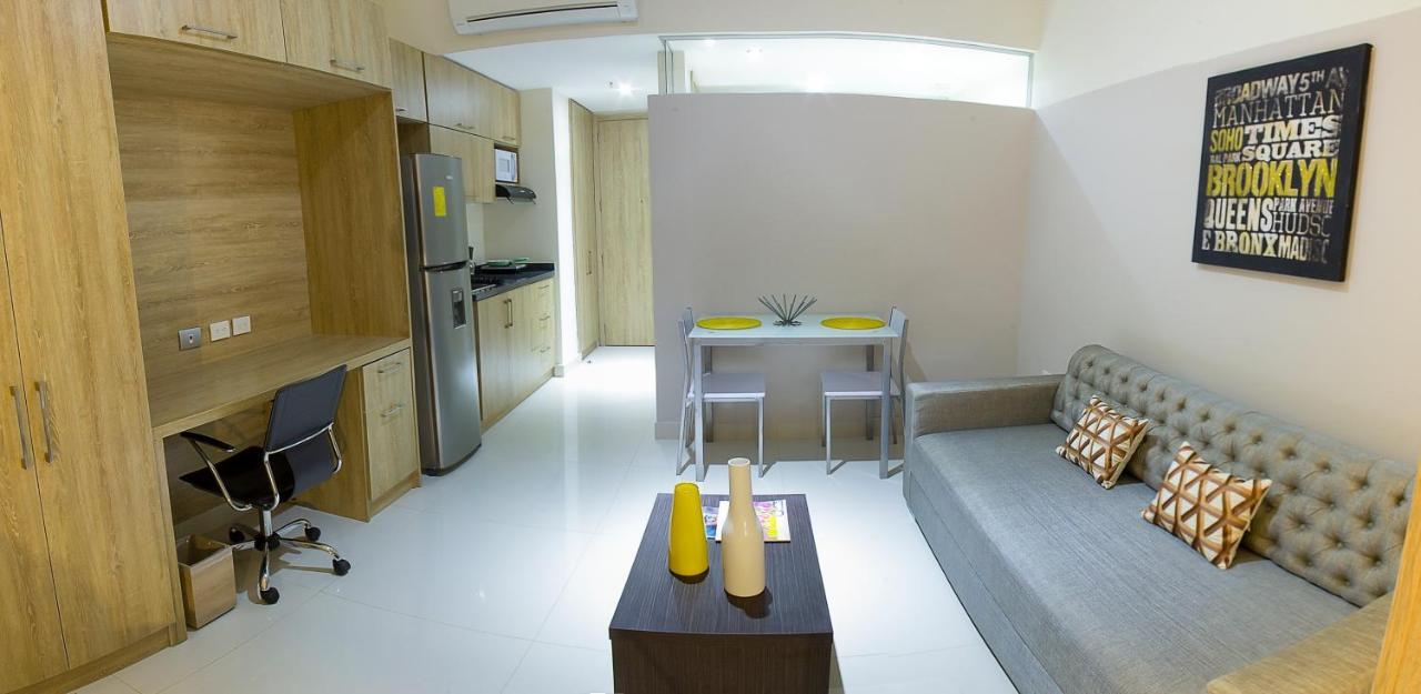 Ghl コレクション バランキージャ ホテル エクステリア 写真 A typical one-bedroom condominium unit